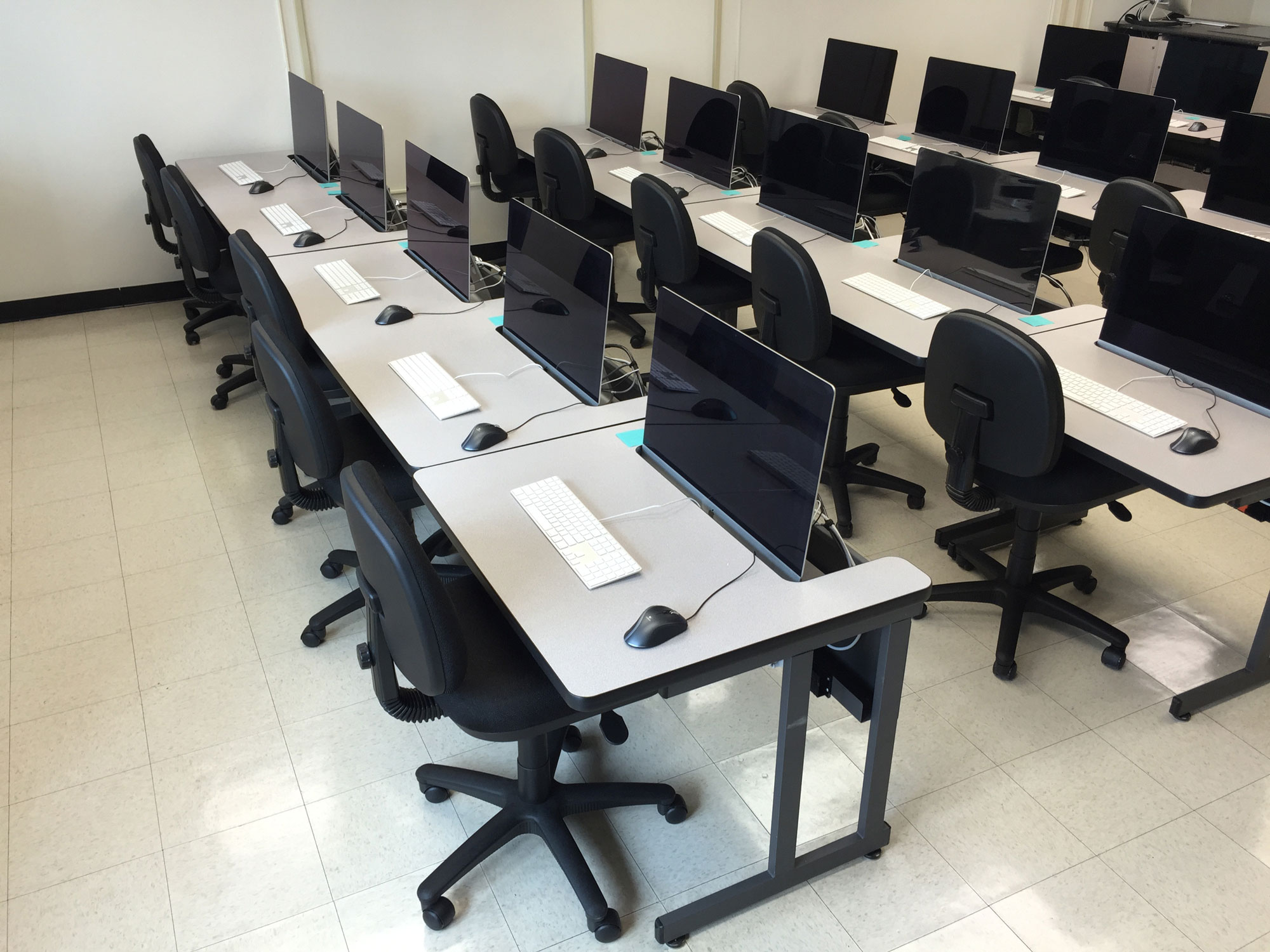 Computer Comforts Recessed LCD Tables at New York City College of Technology