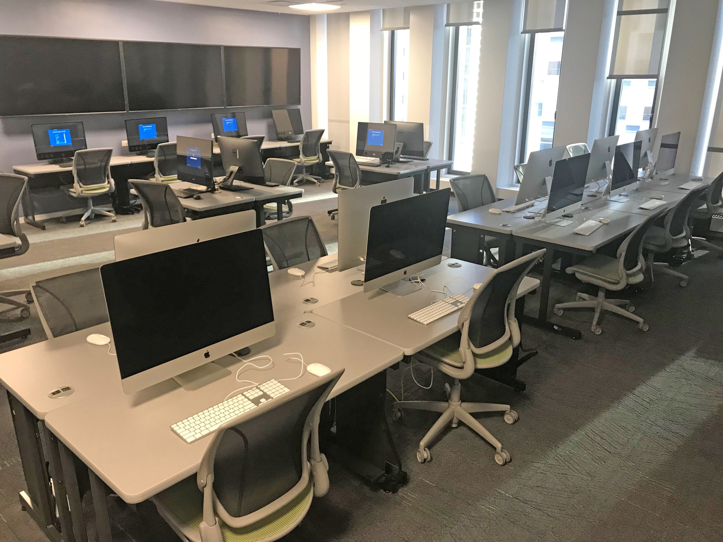 Computer Comforts Basic Student Tables at Fordham University