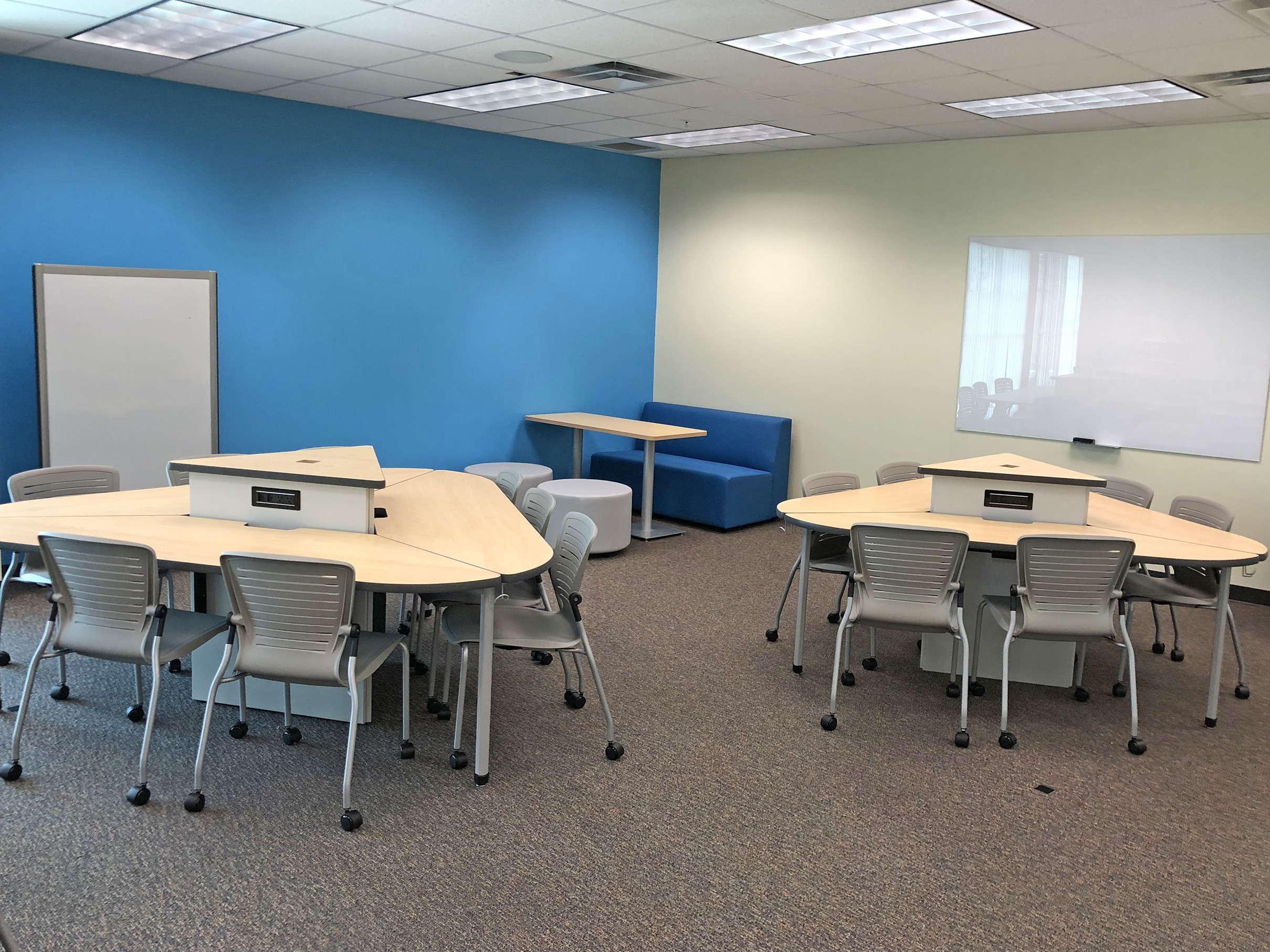 Computer Comforts Active Learning Clusters at Palm Beach State College