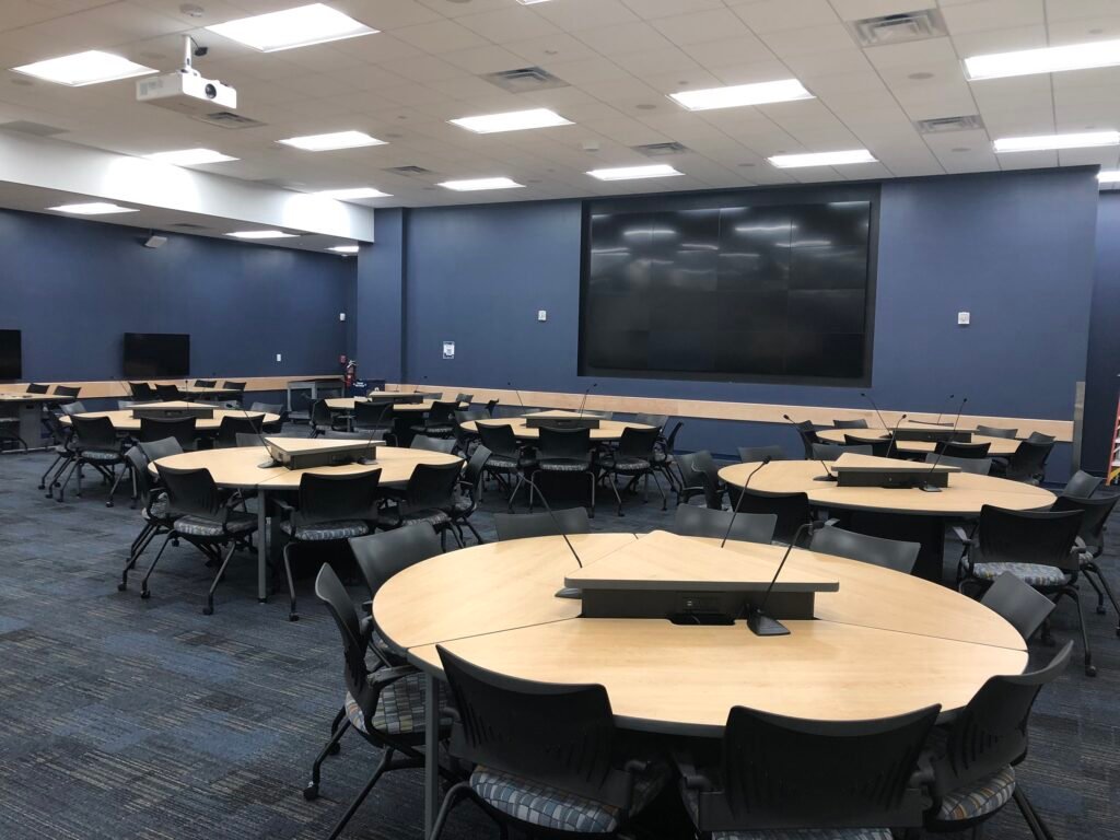 Furniture installation at Florida International University featuring the Collaborative Table Series, Active Learning Cluster and Axil Z.
