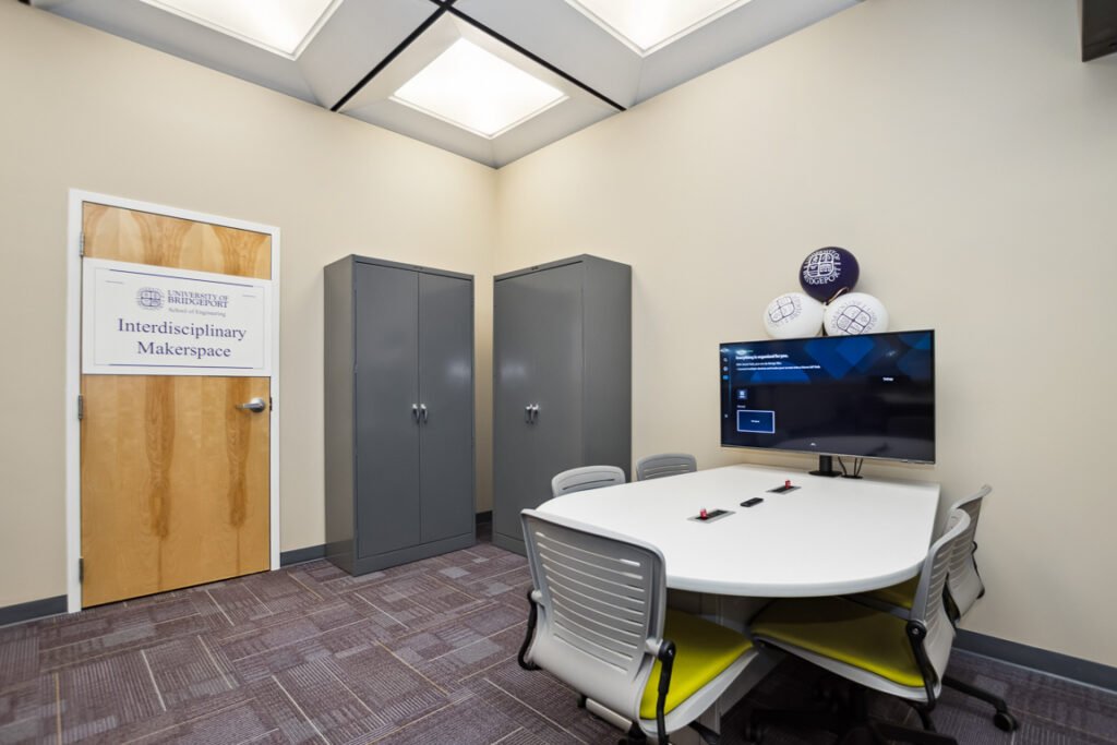 Furniture installation at University of Bridgeport featuring the OM5 Active Task Chair, Active Learning Cluster, Axil Z, PowerBar, Collaborative Table Series and Coligo Acoustic Panels.