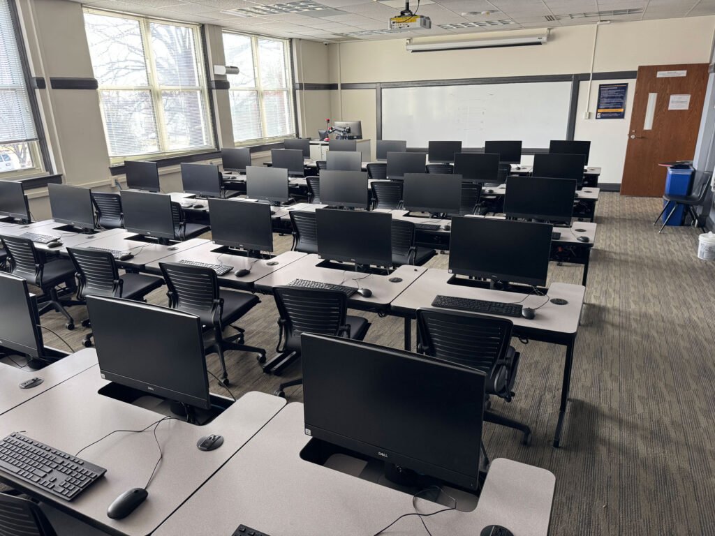 Furniture installation at UNC Greensboro featuring the OM5 Active Task Chair, Node and Recessed LCD Table.