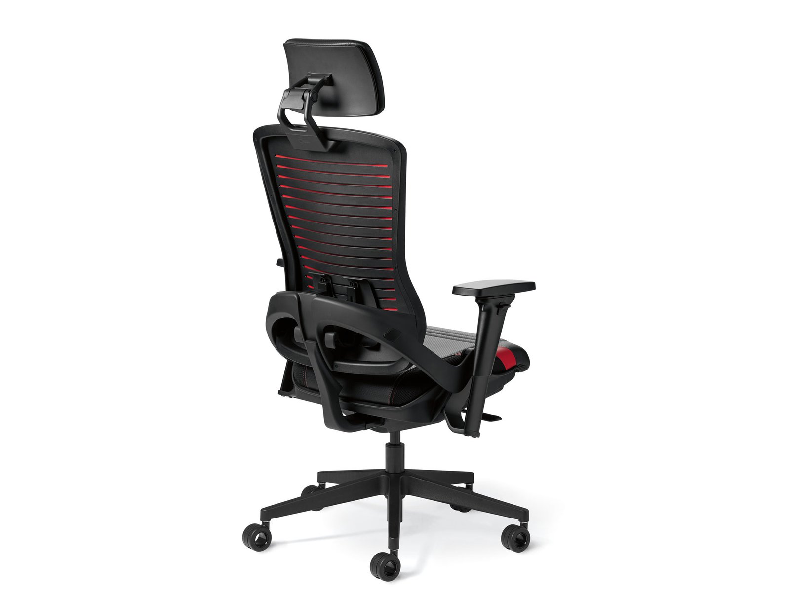 OM5-XP rear three-quarter, breathable mesh gaming chair with ventilated polyback slats and adjustable headrest